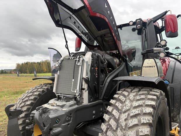 un moteur économe sur la nouvelle série T des tracteurs Valtra