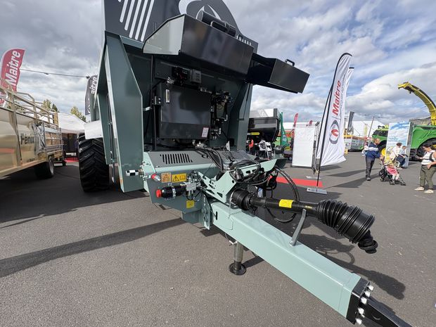 un modèle de 20 m3 pour la gamme d'épandeurs Maitre Orion