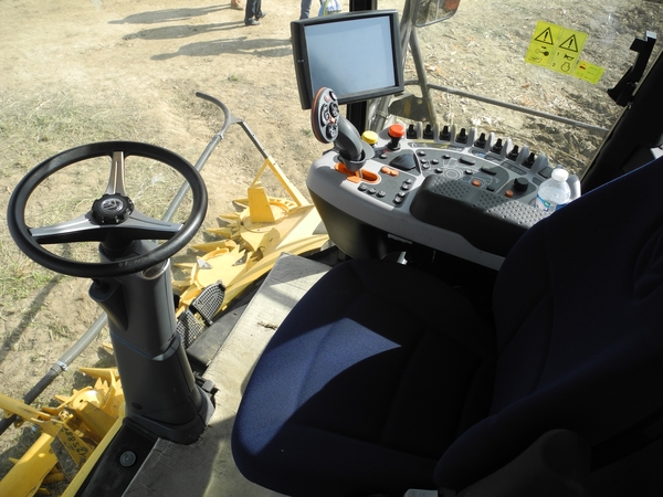 new holland forage cruiser cab